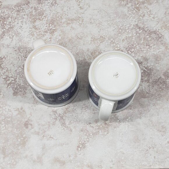 2002 Boyds Collection Bears Sledding Winter Scene Coffee Cups Mugs Set Vintage - Picture 6 of 11